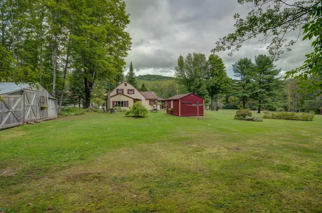 682 Redding Road Sumner ME 04292