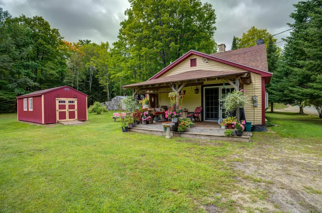 682 Redding Road Sumner ME 04292