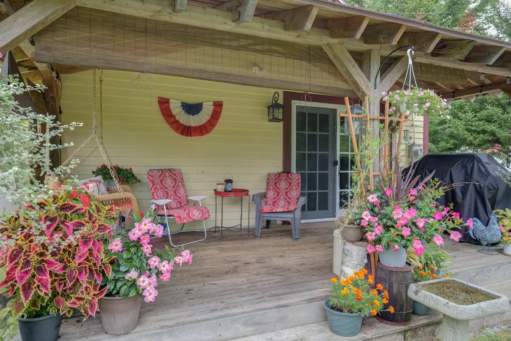 682 Redding Road Sumner ME 04292