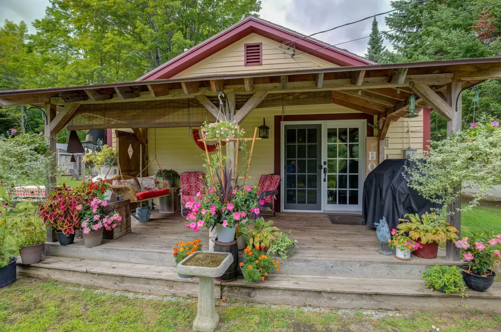 682 Redding Road Sumner ME 04292