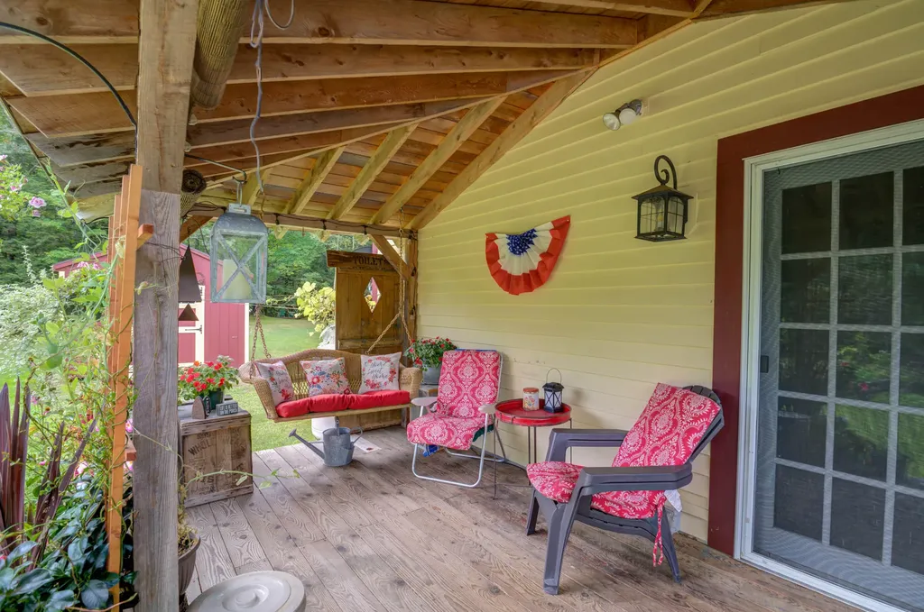 682 Redding Road Sumner ME 04292