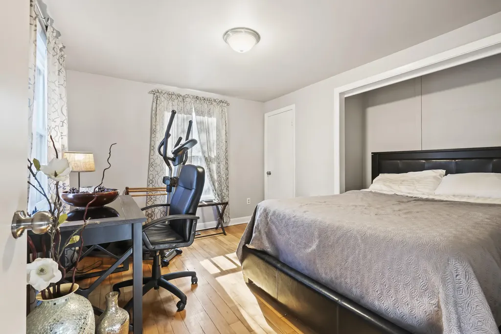 21 Shobe Avenue Brunswick ME 04011