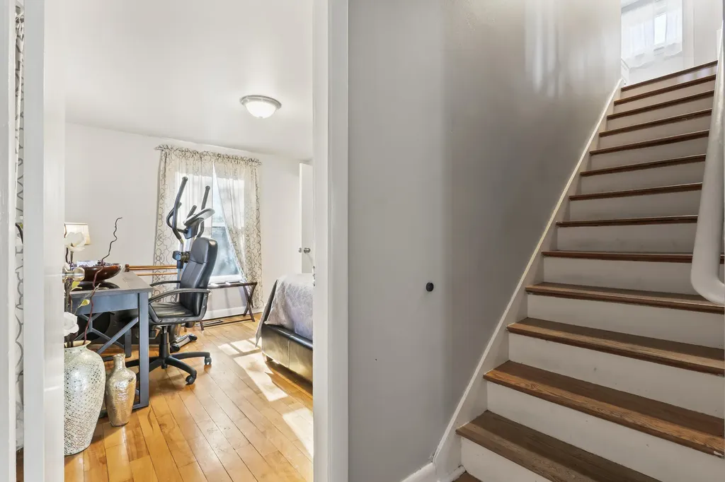 21 Shobe Avenue Brunswick ME 04011