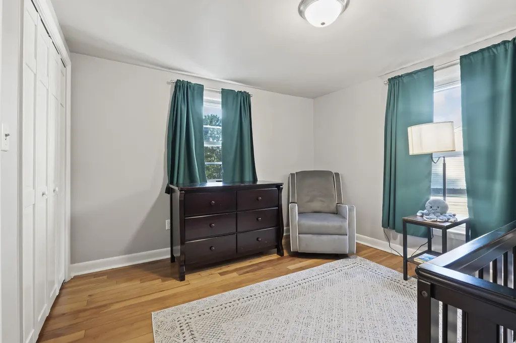 21 Shobe Avenue Brunswick ME 04011