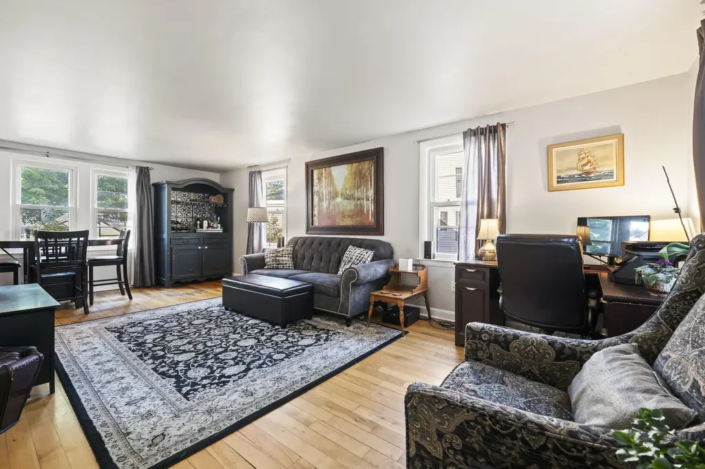 21 Shobe Avenue Brunswick ME 04011