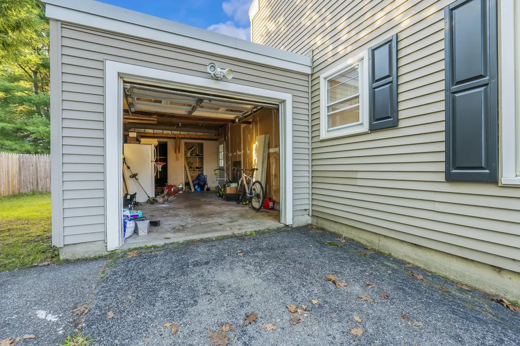 21 Shobe Avenue Brunswick ME 04011