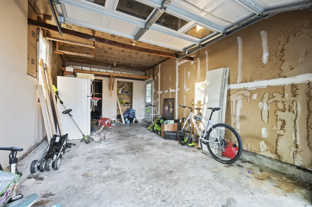 21 Shobe Avenue Brunswick ME 04011