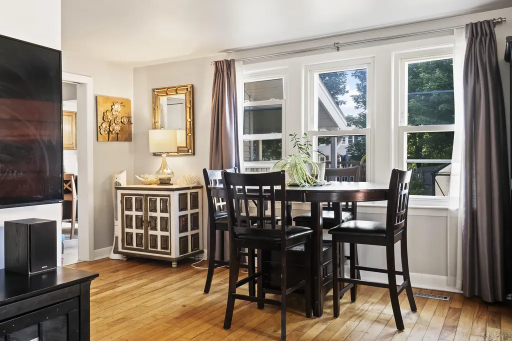 21 Shobe Avenue Brunswick ME 04011