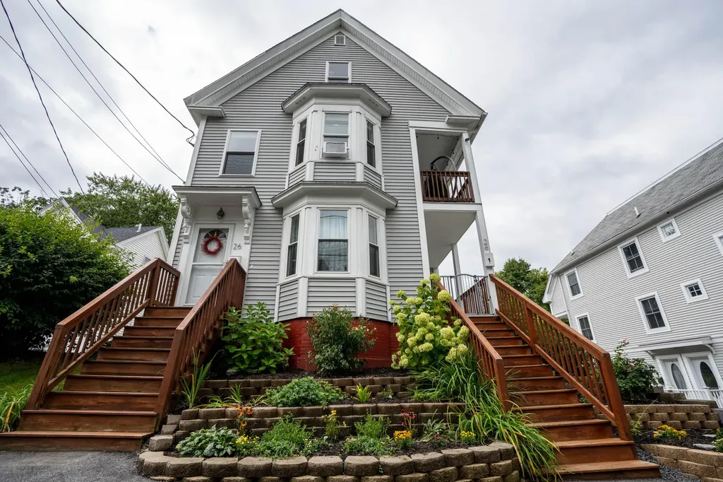 26 King Street Westbrook ME 04092