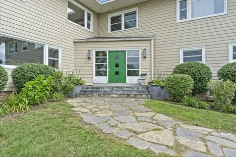 1018 Summer Street Auburn ME 04210