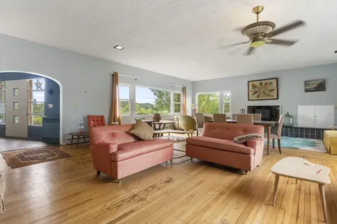 1018 Summer Street Auburn ME 04210