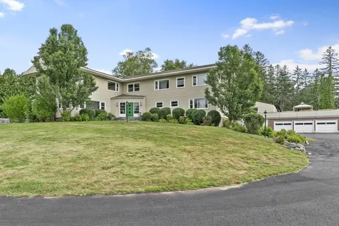 1018 Summer Street Auburn ME 04210