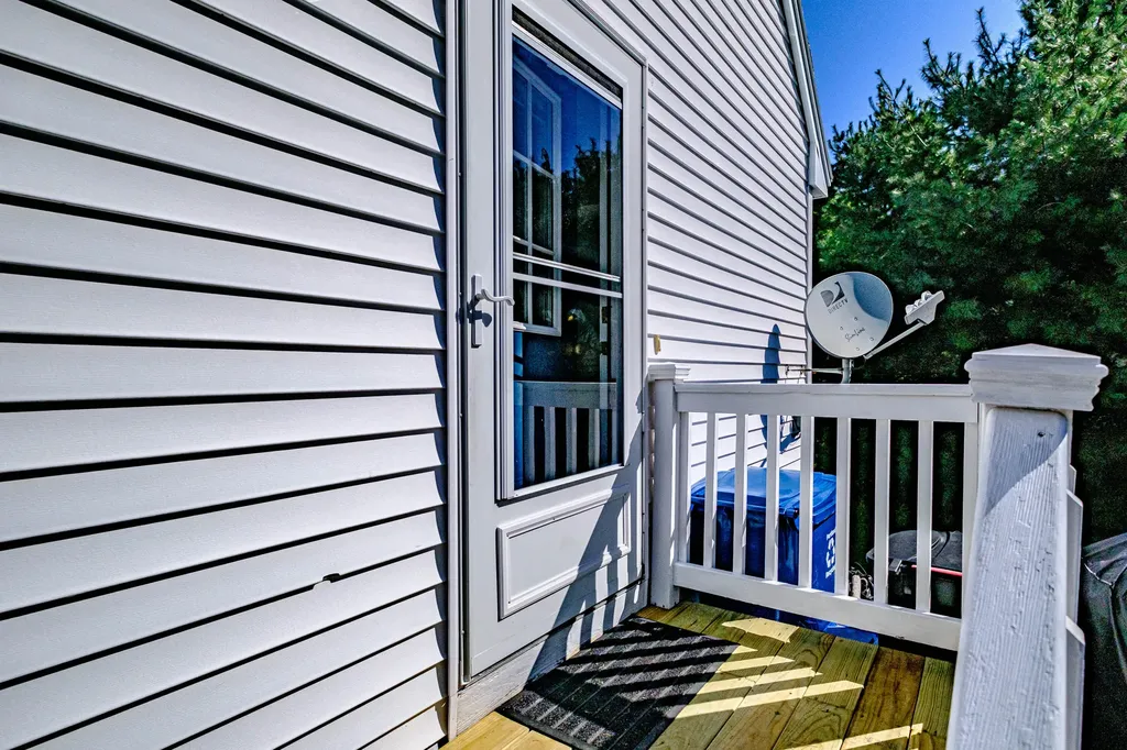 53 Ruby Lane Portland ME 04103