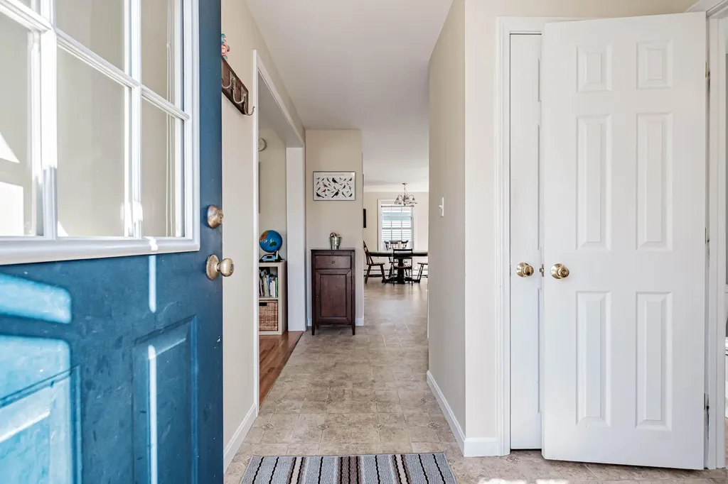 53 Ruby Lane Portland ME 04103
