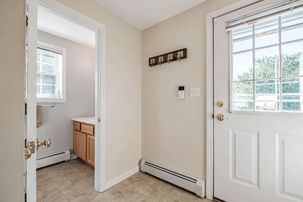 53 Ruby Lane Portland ME 04103