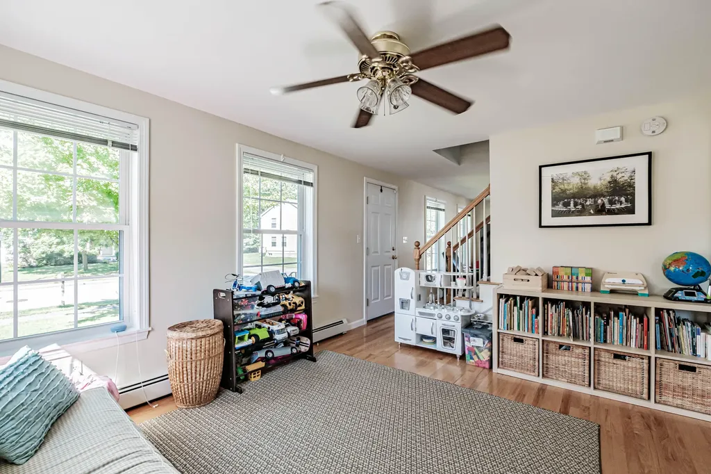 53 Ruby Lane Portland ME 04103