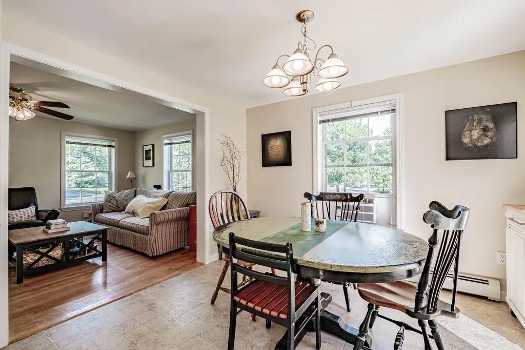 53 Ruby Lane Portland ME 04103