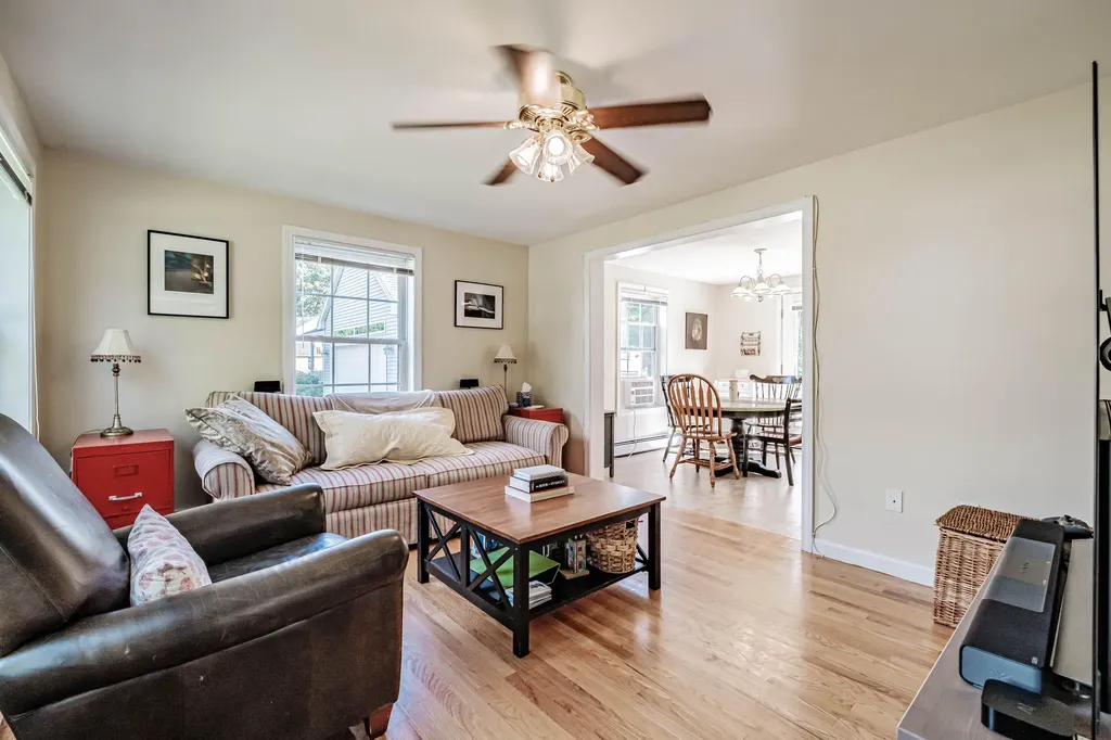 53 Ruby Lane Portland ME 04103