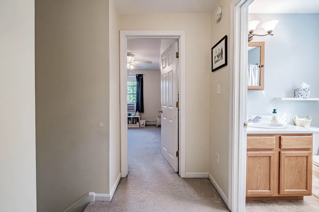 53 Ruby Lane Portland ME 04103