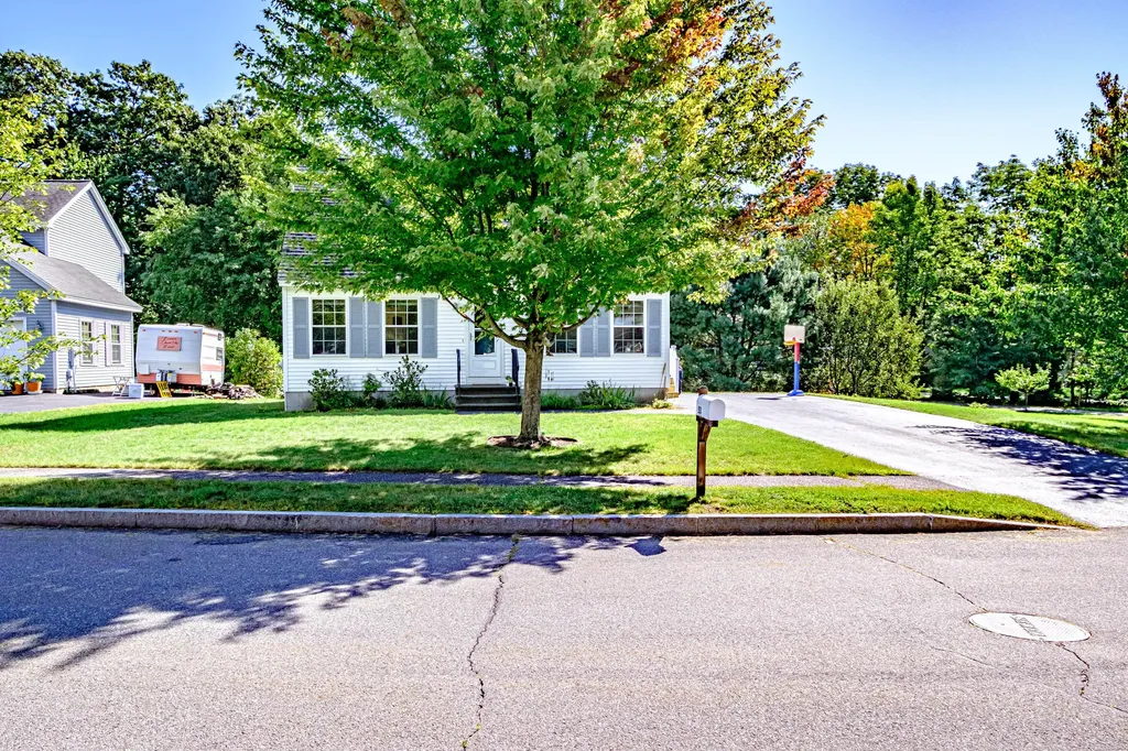 53 Ruby Lane Portland ME 04103