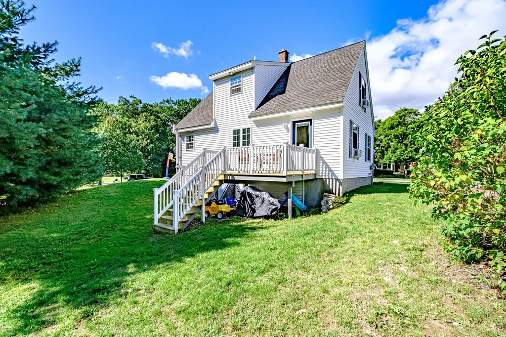 53 Ruby Lane Portland ME 04103