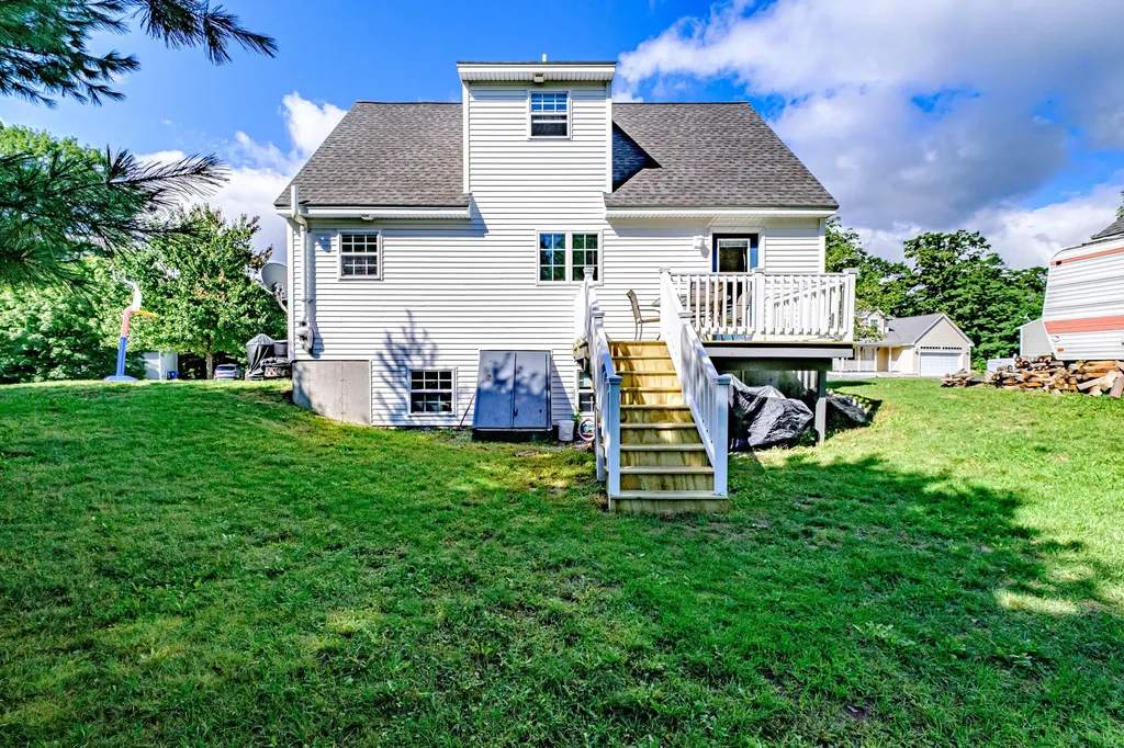 53 Ruby Lane Portland ME 04103