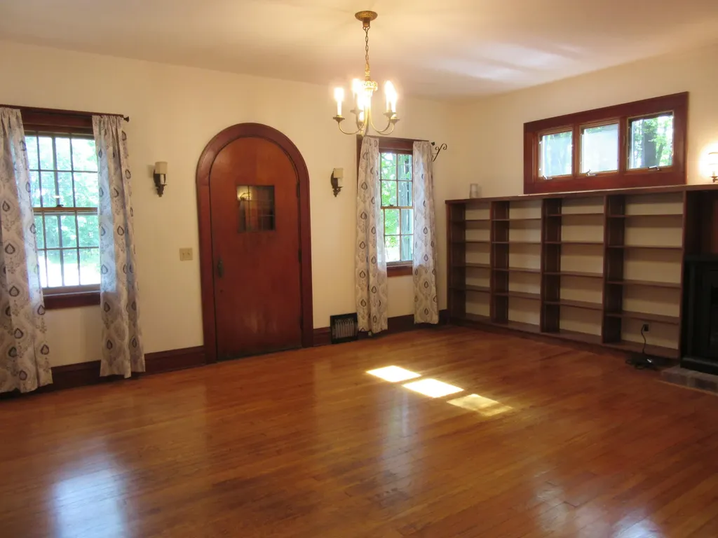 144 Park Street Orono ME 04473