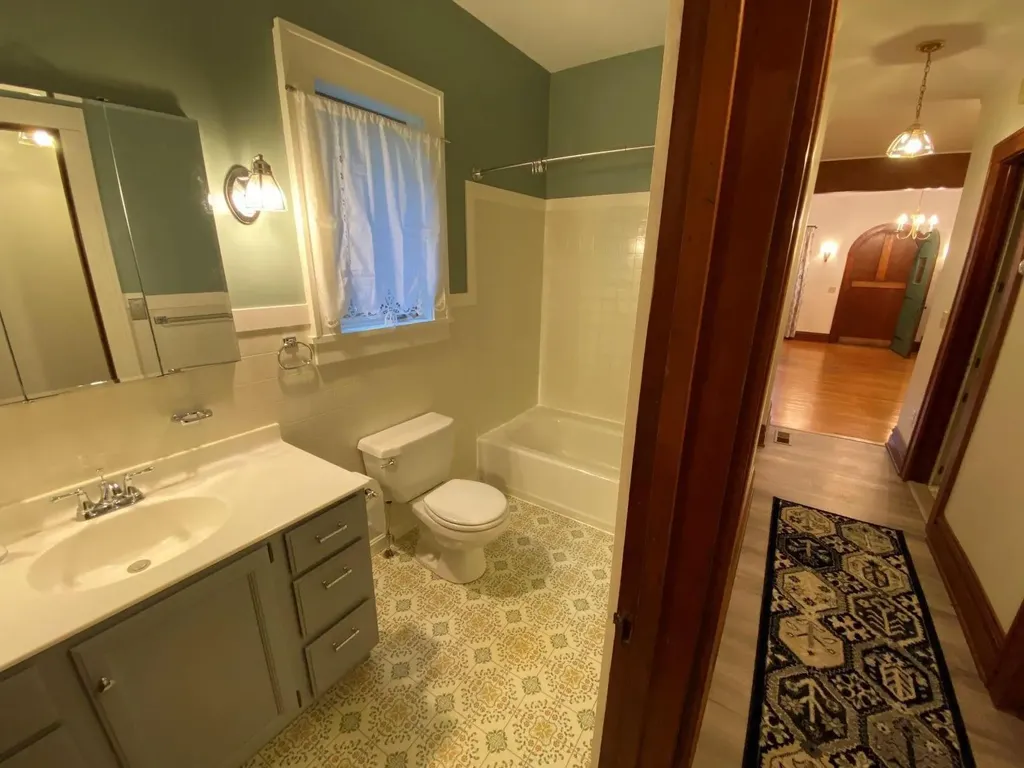 144 Park Street Orono ME 04473