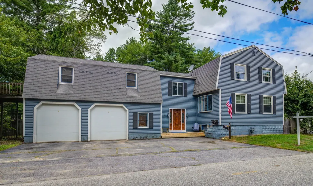 21 Aldworth Street Portland ME 04103