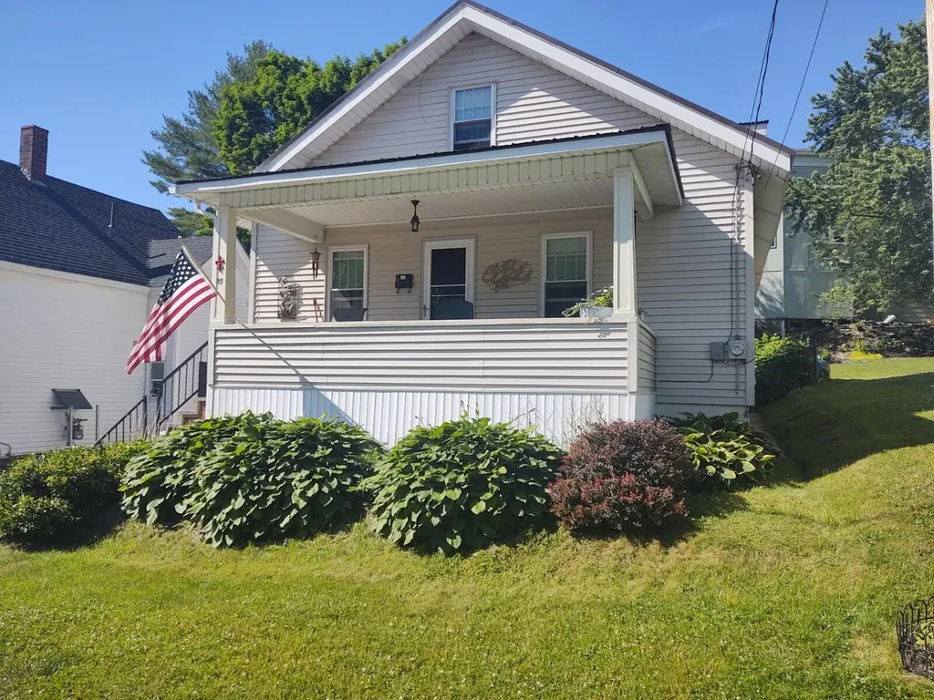 22 Jefferson Street Augusta ME 04330