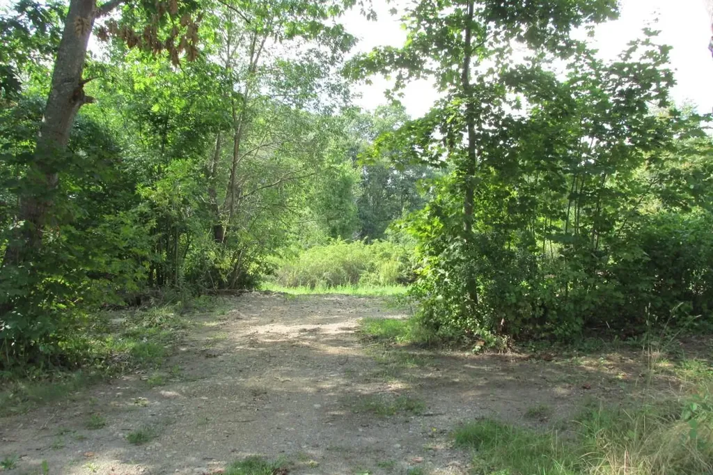 297 Old Bath Road Wiscasset ME 04578