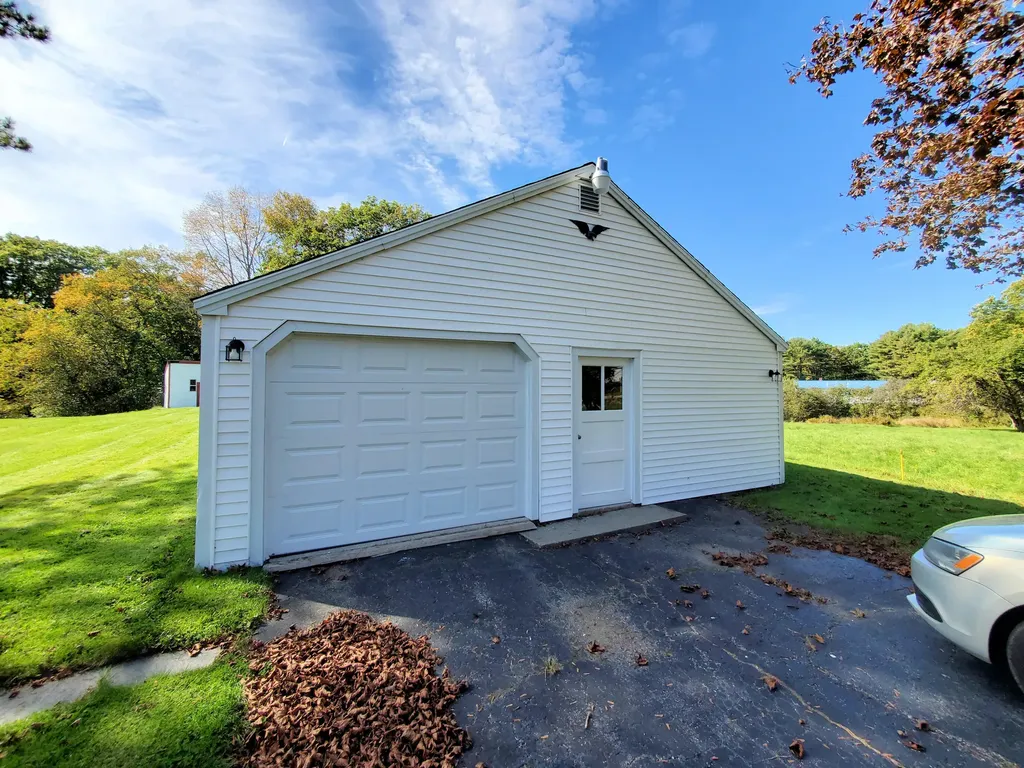 486 River Road Bucksport ME 04416