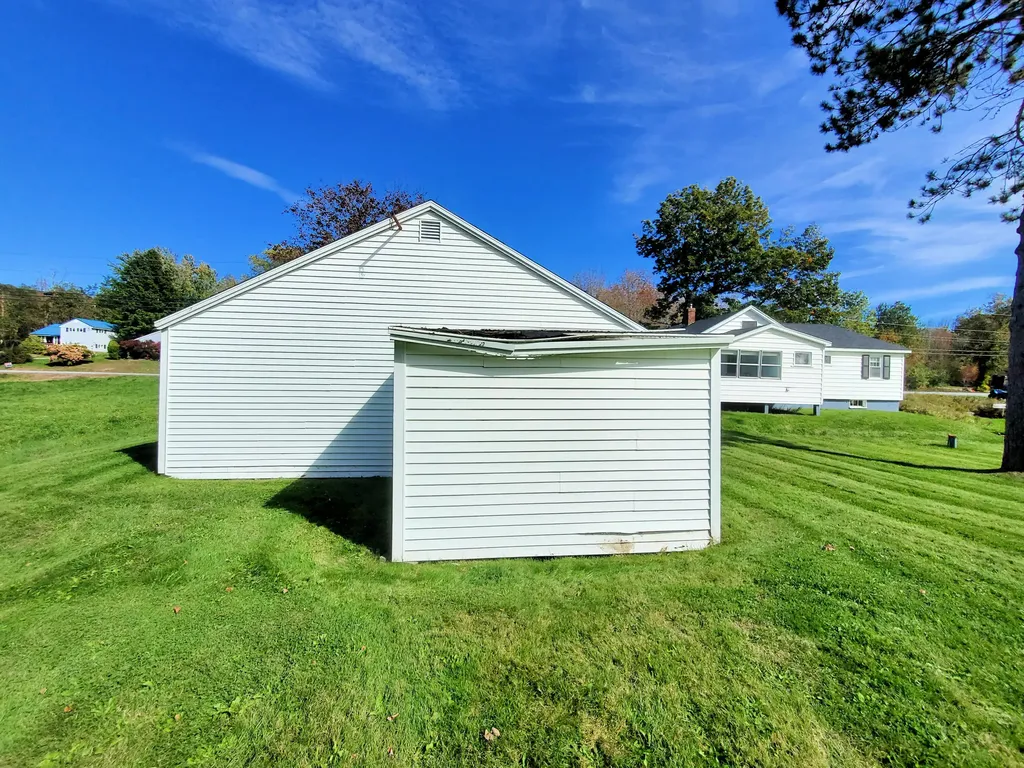 486 River Road Bucksport ME 04416