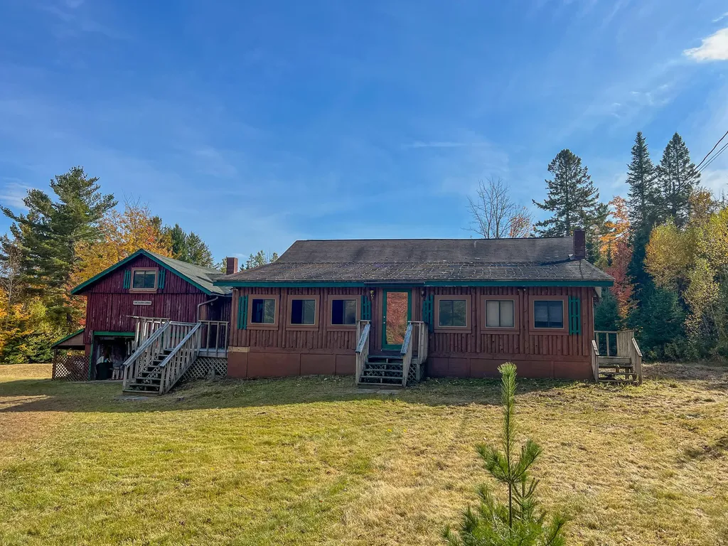 14 Log Cabin Lane Kossuth Twp ME 04490