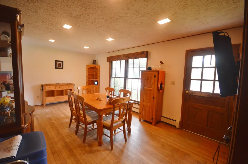 641 Kenduskeag Avenue Bangor ME 04401