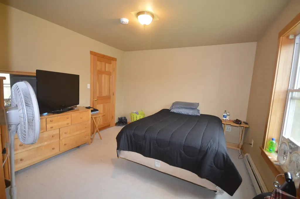 641 Kenduskeag Avenue Bangor ME 04401