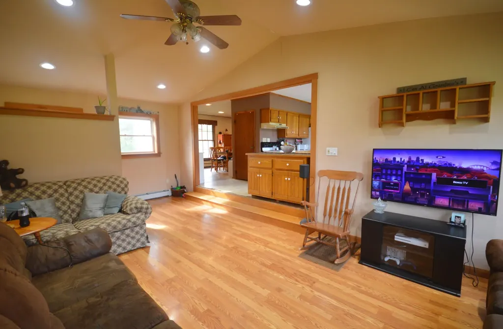 641 Kenduskeag Avenue Bangor ME 04401