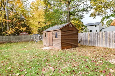 42 Springtree Lane South Berwick ME 03908