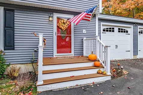 42 Springtree Lane South Berwick ME 03908