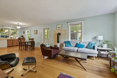 87 Echo Road Brunswick ME 04011