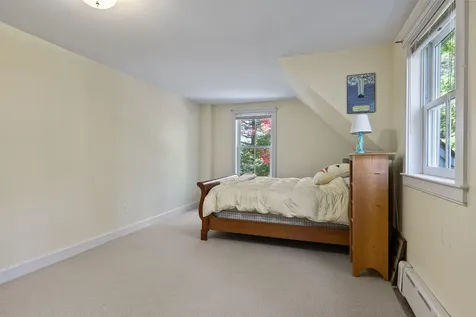 87 Echo Road Brunswick ME 04011