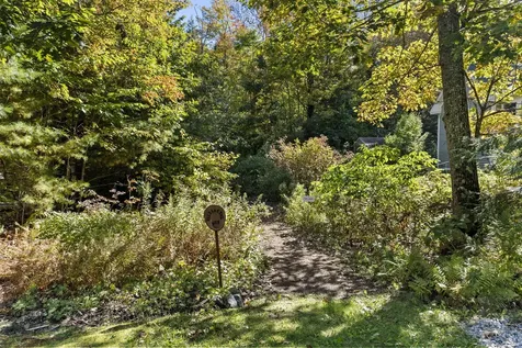 87 Echo Road Brunswick ME 04011
