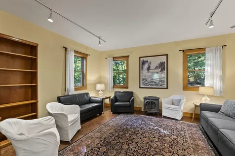 87 Echo Road Brunswick ME 04011