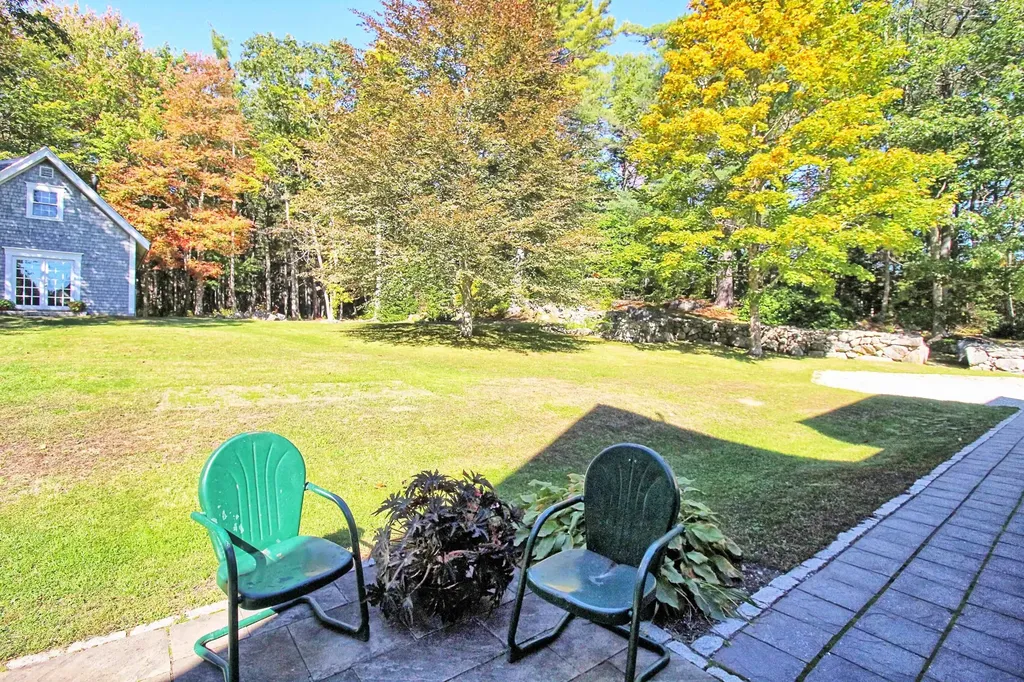 45 West Franklin Road Franklin ME 04634