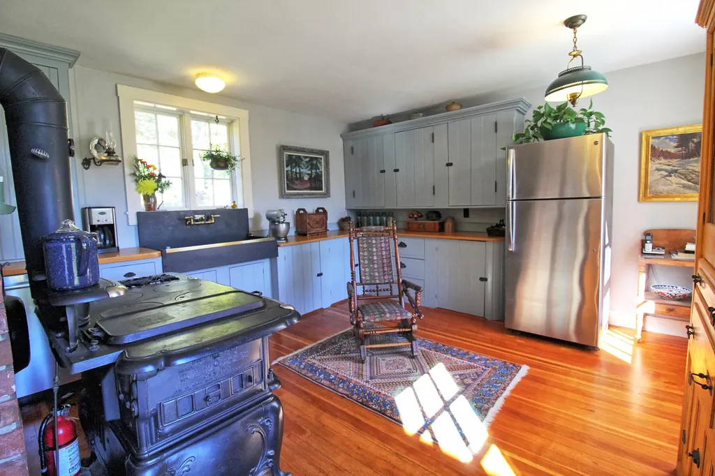 45 West Franklin Road Franklin ME 04634