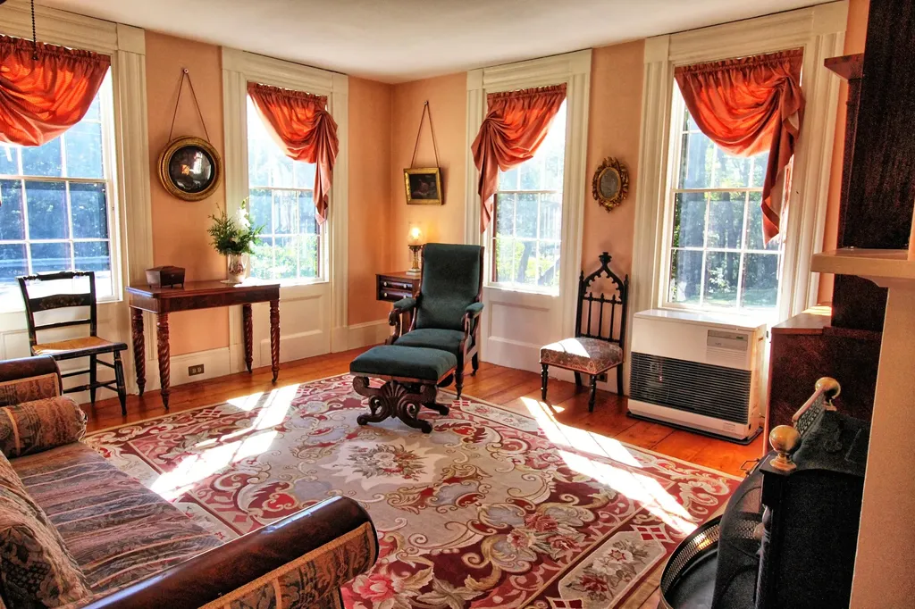 45 West Franklin Road Franklin ME 04634