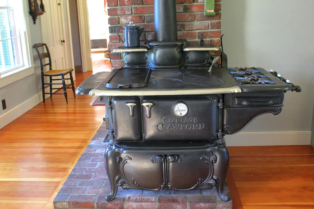 45 West Franklin Road Franklin ME 04634