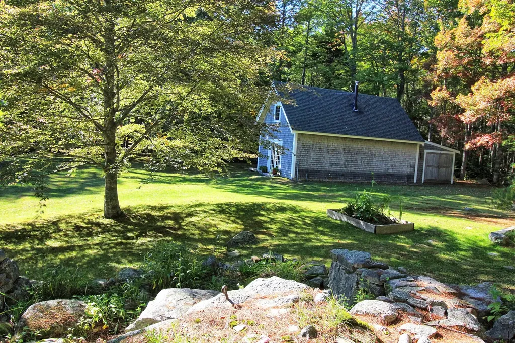 45 West Franklin Road Franklin ME 04634