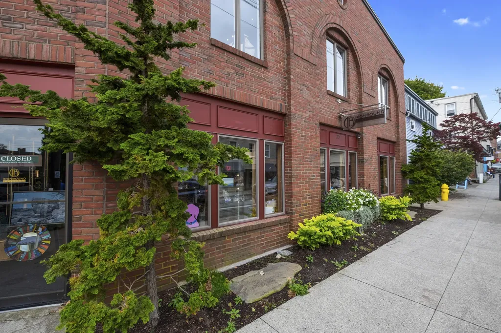 37 Bay View Street Camden ME 04843