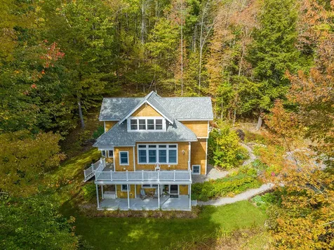 24 Howe Hill Road Camden ME 04843